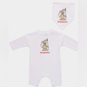 Burberry Burberry Baby Casey Bear Romper and Bib Set